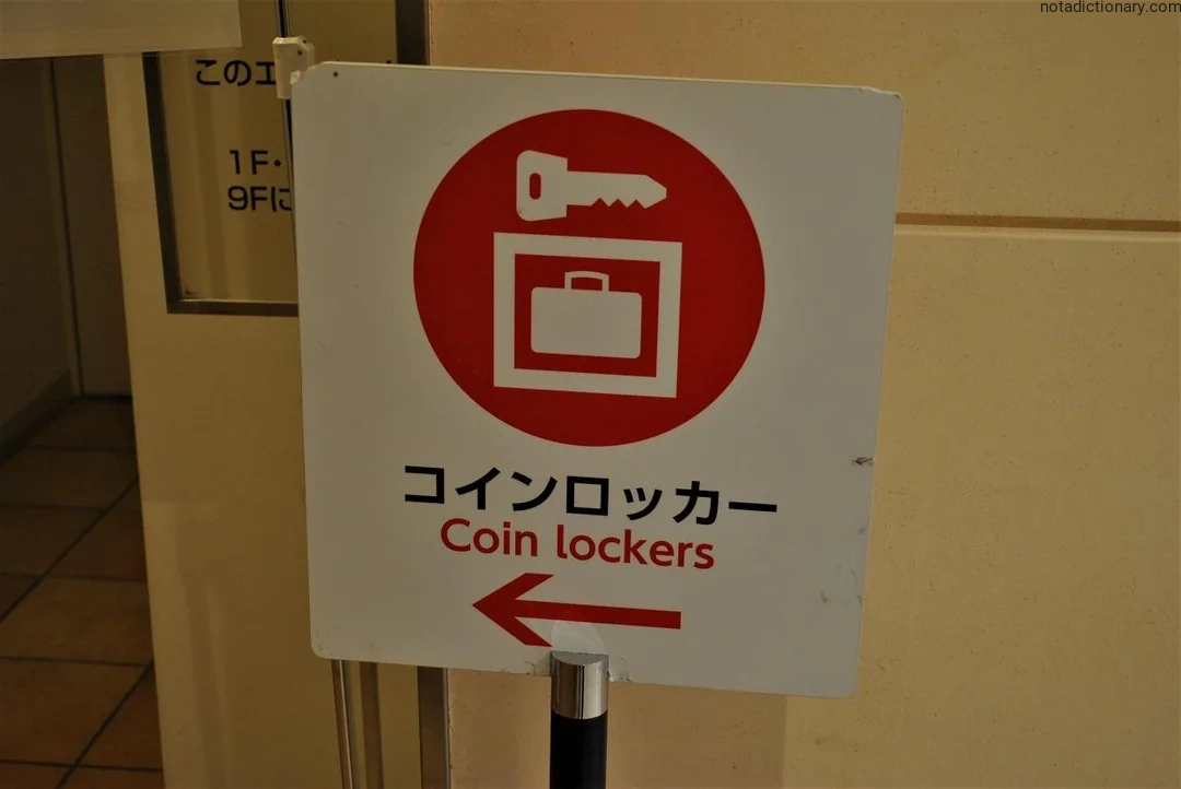 Learn Japanese With Memes: Coin Lockers Guide